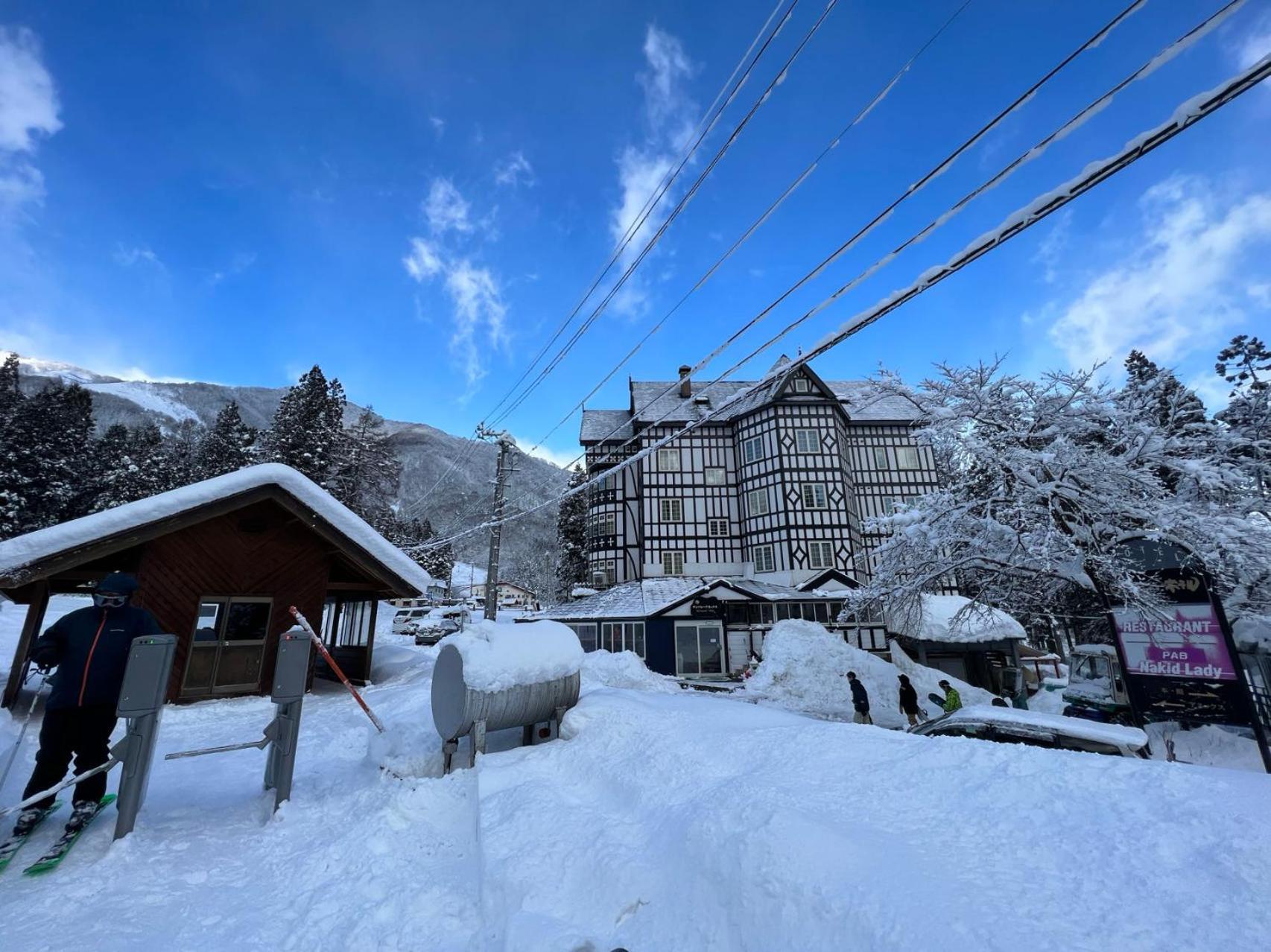 Hakuba Sun Valley Hotel Exterior foto
